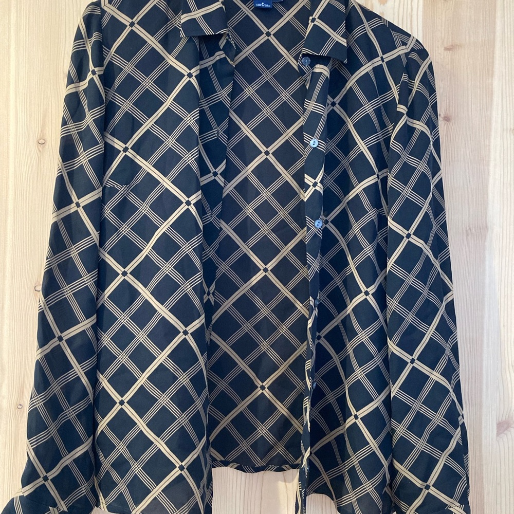 Ann Taylor 100% silk classic blouse